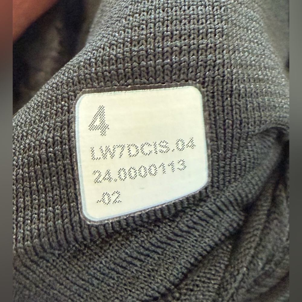 Lululemon Hotty Hot HR 4” inseam - Picture 2 of 2